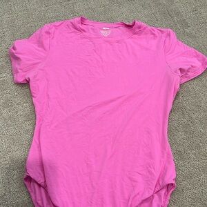 SKIMS T-SHIRT BODYSUIT - Full Coverage